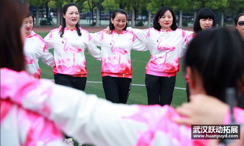 武漢輕工業(yè)大學(xué)同學(xué)聚會(huì) 武漢輕工業(yè)大學(xué)同學(xué)聚會(huì)