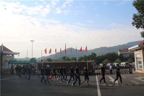 1508123941441462.jpg IMG_2916.JPG